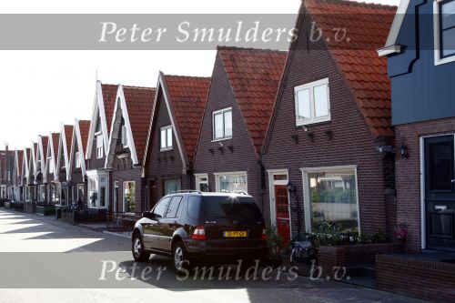 Volendam 20 mei 2009
De auto van Yolanthe Cabau v Kasbergen staat de dag na haar breuk met Jan Smit voor de deur bij haar moeder.
Peter Smulders bv