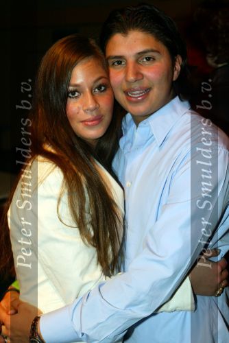 veldhoven 12 januari 2003
DJ DENA en Hans en Connie Breukhoven met gezin
Yordi Breukhoven met zijn vriendin