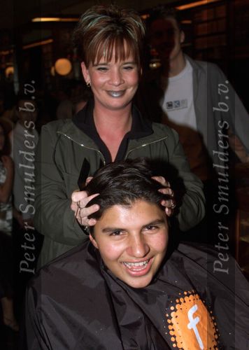 Wernhout, 16 januari 2000
Nieuwjaarsfeest t.b.v. Personeelsfeest Free Record
Yordi Breukhoven

PETER SMULDERS BV