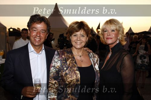 Noordwijk 29 augustus 2008
Summerfair Miljonair in huis ter Duin. Yves Gijraths met Rita Verdonk en Sheila de Vries
Peter Smulders bv
