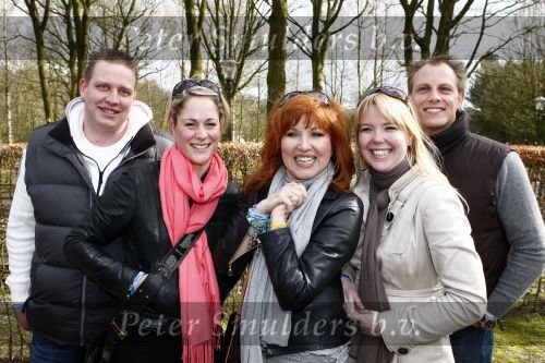 Kaatsheuvel 29 maart 2009
15 jarig bestaan van Princess in de efteling. yvonne Keeley met dochter en ...
Peter Smulders bv