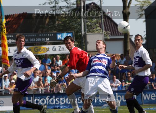 Spakenburg, 10 Mei 2008
Kampioenswedstrijd v.v. Spakenburg-LRC Leerdam, eindstand 4-1 en Spakeburg kampioen van de eerste Klasse B Zaterdag Amateur