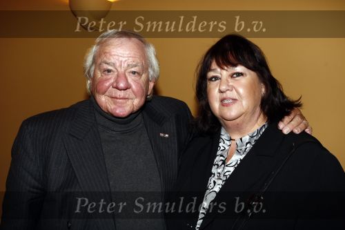 Zeist 27 december 2008
45 jarig artiesten jubileum van Ronnie Tober in he Fygi theater. Aad v Toor met zijn vrouw
Peter Smulders bv