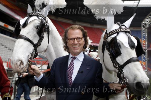 Amsterdam 25 oktober 2007
Andre Rieu geeft persconferentie in de amsterdam arena ivm nieuwe wereld tour.