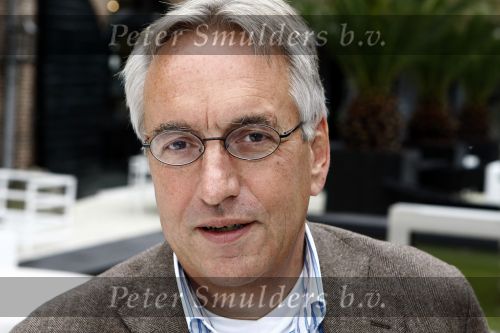 Naarden 6 oktober 2008
Presentatie boek Catherine Keyl bij het arsenaal.Andries Knevel
Peter Smulders bv