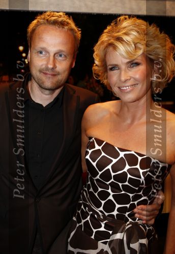 Amsterdam 24 oktober 2008
Uitreiking televizierring 2008 in Carre. Anita Witzier met vriend
Peter Smulders bv
