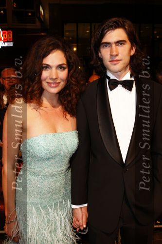 Amsterdam  13 oktober 2008
premiere  Bride flight in tuschinski. Anna Drijver met een vriend
Peter Smulders bv