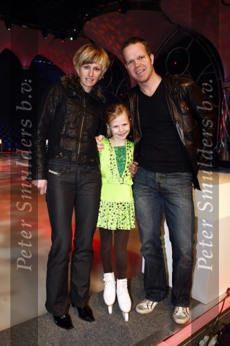 Amsterdam 9 december 2008
Opnames voor sterren kinderen dansen op het ijs. Anna Hulzebosch dochter van Erk en Jenita Hulzebosch
Peter Smulders bv