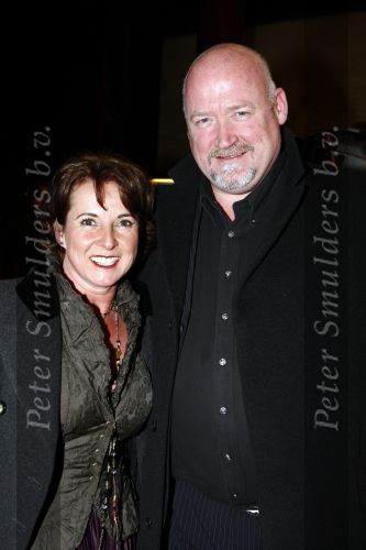 Gouda 23 december 2008
Premiere Anatevka in de goudse schouwburg. Annemieke Ruyten met haar man
Peter Smulders bv