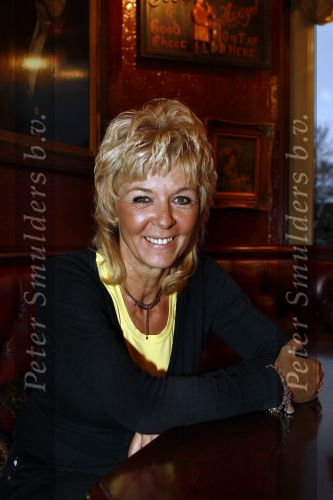 Volendam 14 november 2008
Annie Schilder in volendam.
Peter Smulders bv