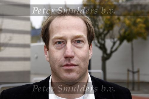 Amsterdam 5 november 2008
Arjan Erkel zet zich in voor het goede doel Stop kindermishandeling.
Peter Smulders bv