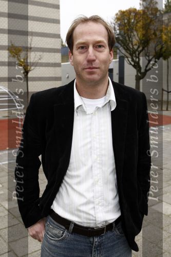 Amsterdam 5 november 2008
Arjan Erkel zet zich in voor het goede doel Stop kindermishandeling.
Peter Smulders bv
