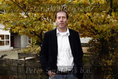 Amsterdam 5 november 2008
Arjan Erkel zet zich in voor het goede doel Stop kindermishandeling.
Peter Smulders bv