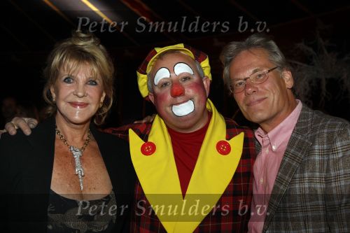 Den Haag, 19 December 2008
Premiere Russisch Staatscircus 2008
Astrid Engels met haar man en Clown Tjiko
Foto Peter Smulders BV