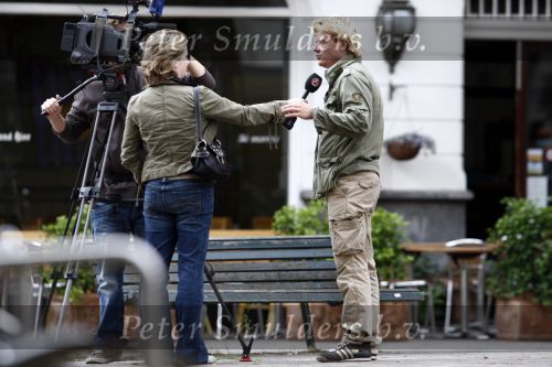 Amsterdam 13 augustus 2008
Bastiaan Ragas wordt geinterviewd door sbs shownieuws.