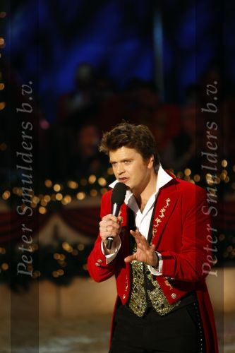 Den Bosch 19  november 2008
Kerstcircus rtl gepresenteerd door Wendy v Dijk en Beau v Erven Dorens. 
Peter Smulders bv