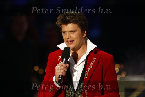Den Bosch 19  november 2008
Kerstcircus rtl gepresenteerd door Wendy v Dijk en Beau v Erven Dorens. 
Peter Smulders bv
