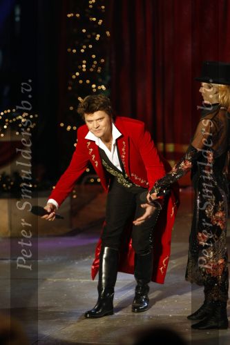 Den Bosch 19  november 2008
Kerstcircus rtl gepresenteerd door Wendy v Dijk en Beau v Erven Dorens. 
Peter Smulders bv