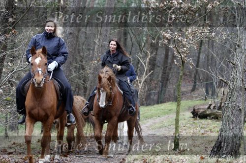 Bosch en Duin 4 december 2008
Belinda Meuldijk en Thiery Duval  op het paard rijden in de bossen bij hun huis in Bosch en duin.
Peter Smulders bv