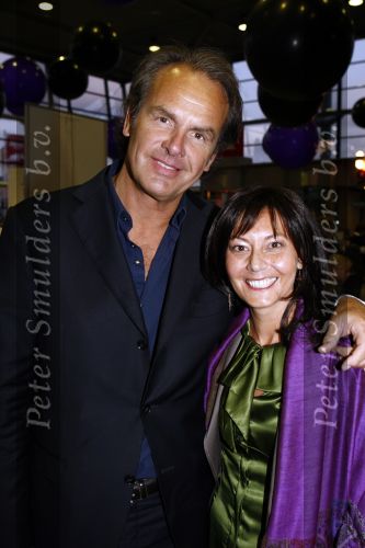 Rotterdam 16 oktober 2008
Premiere Holiday on ice in ahoy. Bert Kuizenga met een kennis
Peter Smulders bv