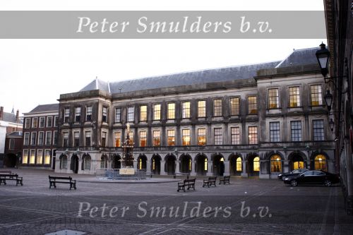 Den Haag 20 december 2008
Het binnenhof met de hofvijver.
Peter Smulders bv