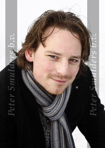 Biddinghuizen 23 december 2008
eerste dag van de film de hel van 63 op de schaatsbaan in Biddinghuizen met Henk Gemser Chris Zegers Cas Jansen en Chava voor in t Holt.
Peter Smulders bv
