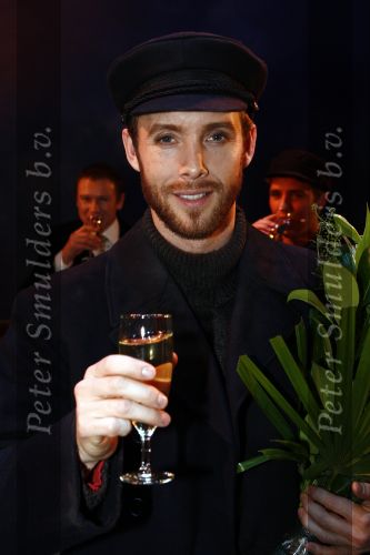 Zaandam 7 december 2008
Premiere op hoop van zegen met oa Ben Cramer en Charly Luske.
Peter Smulders bv