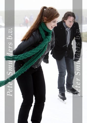 Biddinghuizen 23 december 2008
eerste dag van de film de hel van 63 op de schaatsbaan in Biddinghuizen met Henk Gemser Chris Zegers Cas Jansen en Chava voor in t Holt.
Peter Smulders bv
