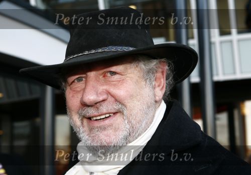 Zaandam 7 december 2008
Premiere op hoop van zegen. Chiem v Houweninge JR en Sr met zijn vrouw Marina
Peter Smulders bv