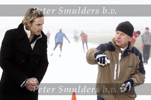Biddinghuizen 23 december 2008
eerste dag van de film de hel van 63 op de schaatsbaan in Biddinghuizen met Henk Gemser Chris Zegers Cas Jansen en Chava voor in t Holt.
Peter Smulders bv