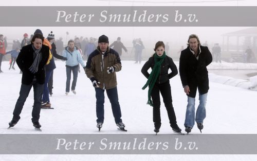 Biddinghuizen 23 december 2008
eerste dag van de film de hel van 63 op de schaatsbaan in Biddinghuizen met Henk Gemser Chris Zegers Cas Jansen en Chava voor in t Holt.
Peter Smulders bv