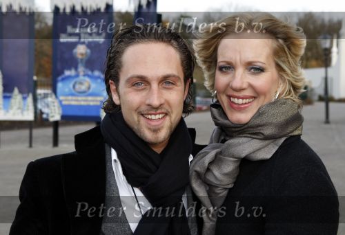 Kaatsheuvel 24 november 2007
Premiere Assepoester in de efteling. Christoph Haddad met vriendin
Peter Smulders bv