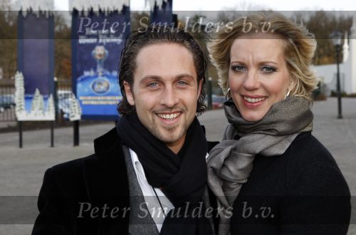 Kaatsheuvel 24 november 2007
Premiere Assepoester in de efteling. Christoph Haddad met vriendin
Peter Smulders bv