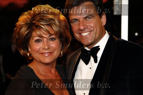 Amsterdam 10 oktober 2008
Premiere Sunset Boulevard in Carre. Christine Kroonenberg met vriend stefan v d Oetelaar
Peter Smulders bv