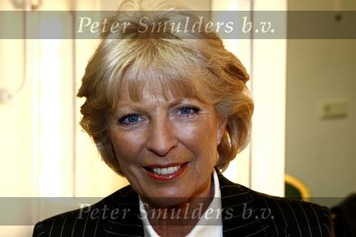 Zeist 27 december 2008
45 jarig artiesten jubileum van Ronnie Tober in he Fygi theater.Ciska Peters
Peter Smulders bv