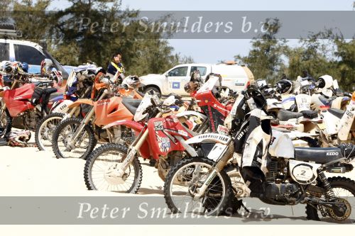 Dakar 23 maart 2008
Straatbeeld in Dakar waar de heroes legend eindigt. 
Peter Smulders bv