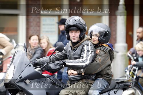 Amsterdam 31 oktober 2007
Daniel Boissevain met zoontje op motor.