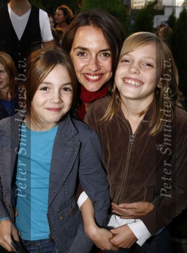 Amsterdam 6 oktober 2008
Premiere film huis Anubis in de theaterfabriek. Vrouw Daniel Boissevain met kinderen
Peter Smulders bv