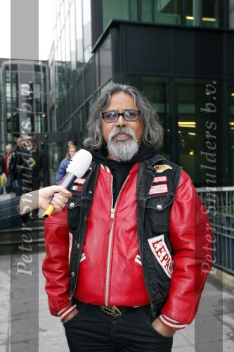 Amsterdam 29 oktober 2007
Rechtzaak  tegen de hells angels . oa Bram Moszkowicz en Big Willem v Boxtel zijn aanwezig.Daniel Uneputty