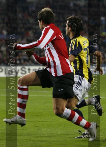 Eindhoven, 23 Oktober 2007
Champions League wedstrijd PSV-Fenerbahce, eindstand 0-0
Seizoen 2007/2008
Danko Lazovic in duel met Gokhan Gonul