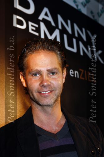 Amsterdam 17 oktober 2008
Presentatie cd Danny de Munk . Mathijs v Nieuwkerk reikt hem uit bij fame.
Peter Smulders bv
