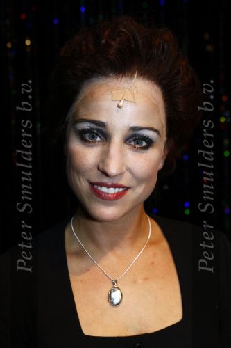 Den Haag 27 oktober 2008
Premiere Piaf en het koninklijk theater i Den Hag met Liesbeth List in de hoofdrol. Geert Hoes Daphne Flint Ara Halici Esther Roord Jan Elbertse Raymond Kurvers en Elaine Feijen
Peter Smulders bv