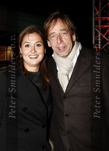 Blaricum 9 november 2008
Diner tbv de voedselbank in restaurant the Red Sun. David Hart met vrouw
Peter Smulders bv