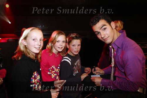 Hilversum 21 november 2008
Opnames popstars dat wordt gepresenteerd door Gerard Joling en een zwangere Nance Coolen.Deon met moeder oma en stiefvader
Peter Smulders bv