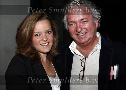 Amsterdam 23 oktober 2008
Presentatie nieuwe creme van Robert Schoemacher in het IJ gebouw.Dick Beijer met dochter
Peter Smulders bv