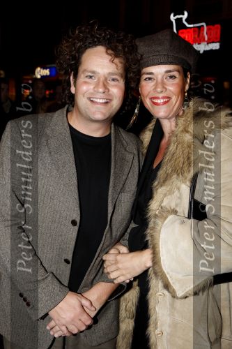 Amsterdam 4 oktober 2007
Premiere commercial Nespresso in Tuschinski. Dirk Zeelenberg met vriendin