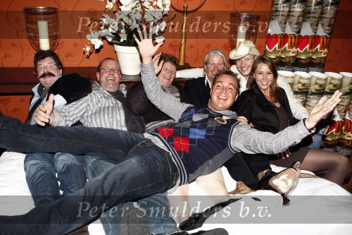 Eemnes 20 oktober 2008
Premiere i love Dries met in de hoofdrollen Dries Roelvink en Rene en Rikkie de Wit. De premiere was bij motel de witte bergen.Grad Damen en Chiel Montagne
Peter Smulders bv