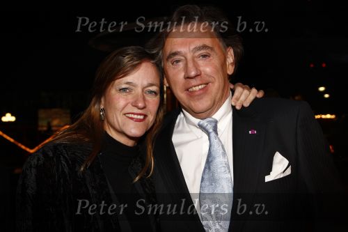 18 December 2008 Kerst/Nieuwjaarsborrel Princess
Ed Nijpels met zijn vrouw
Foto Peter Smulders BV Eindhoven