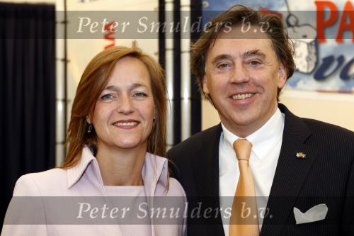Makkum en Franeker30 april 2008
Koninginnedag 2008 met Koningin Beatrix Prins Willem Alexander Friso Constantijn Maurits Floris Pieter Christiaan Pieter v Vollenhoven en de prinsessen Maxima Laurentien Mabel Aimee Anita Margriet en Marilene. Ed Nijpels met zijn vrouw
Peter Smulders bv