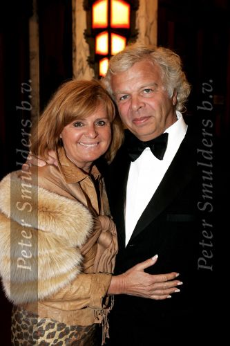 Amsterdam 29 november 2004
Presentatie nieuwe lijn Hans Schreuder in Tuschinski.
Eddy de Kroes en zijn vrouw Erna
Peter Smulders bv